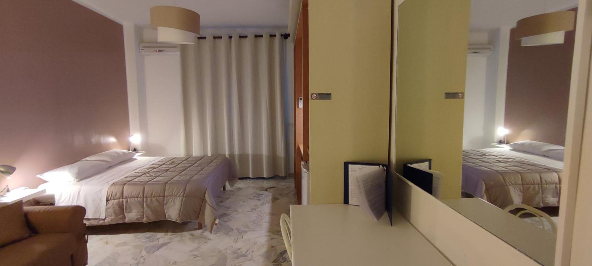Hotel Giambattista House Bari Habitación foto